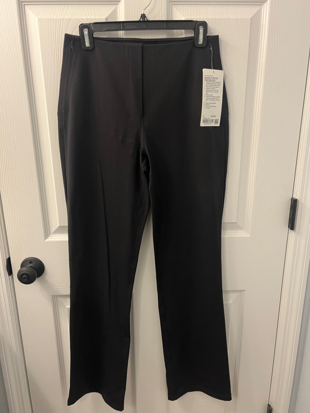 lululemon athletica Straight-Leg Women's Pants in Black